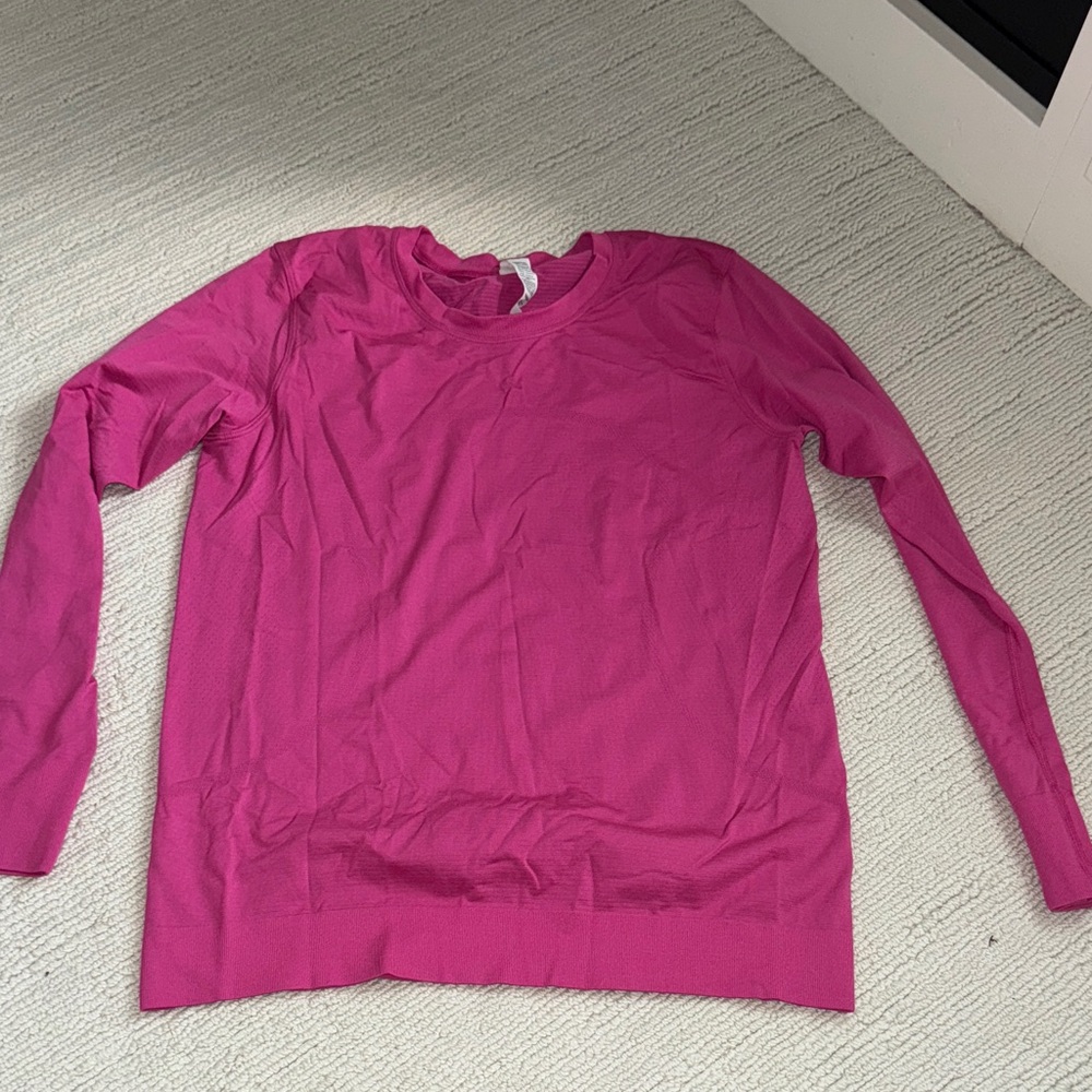 lululemon athletica Pink Swiftly Long Sleeve Relaxed Fit - size 8 - worn 2x